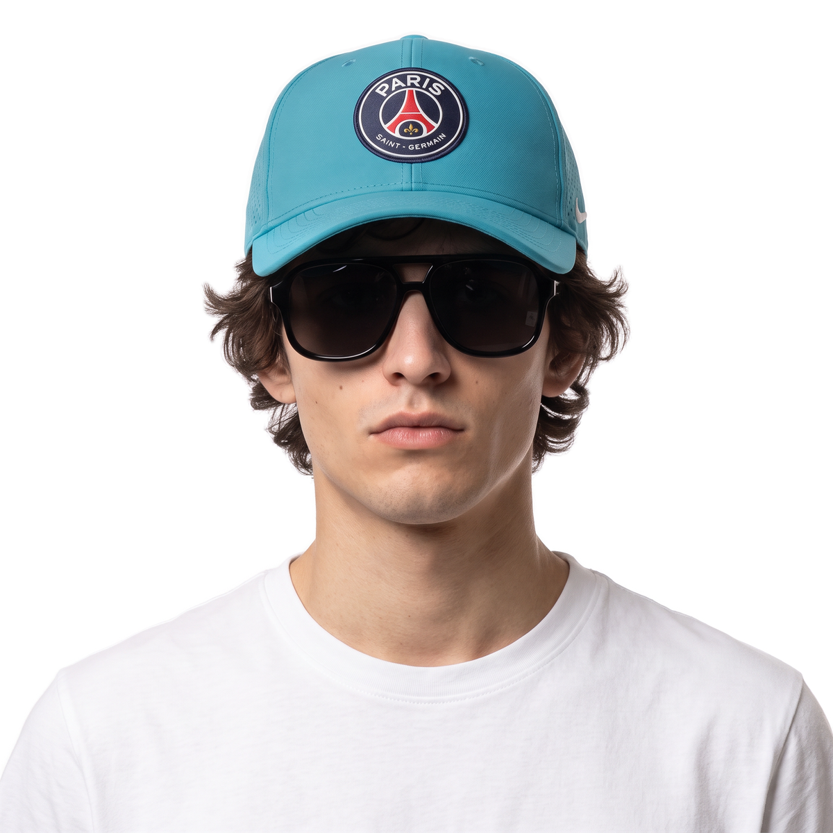 Nike PSG Cap — model photo