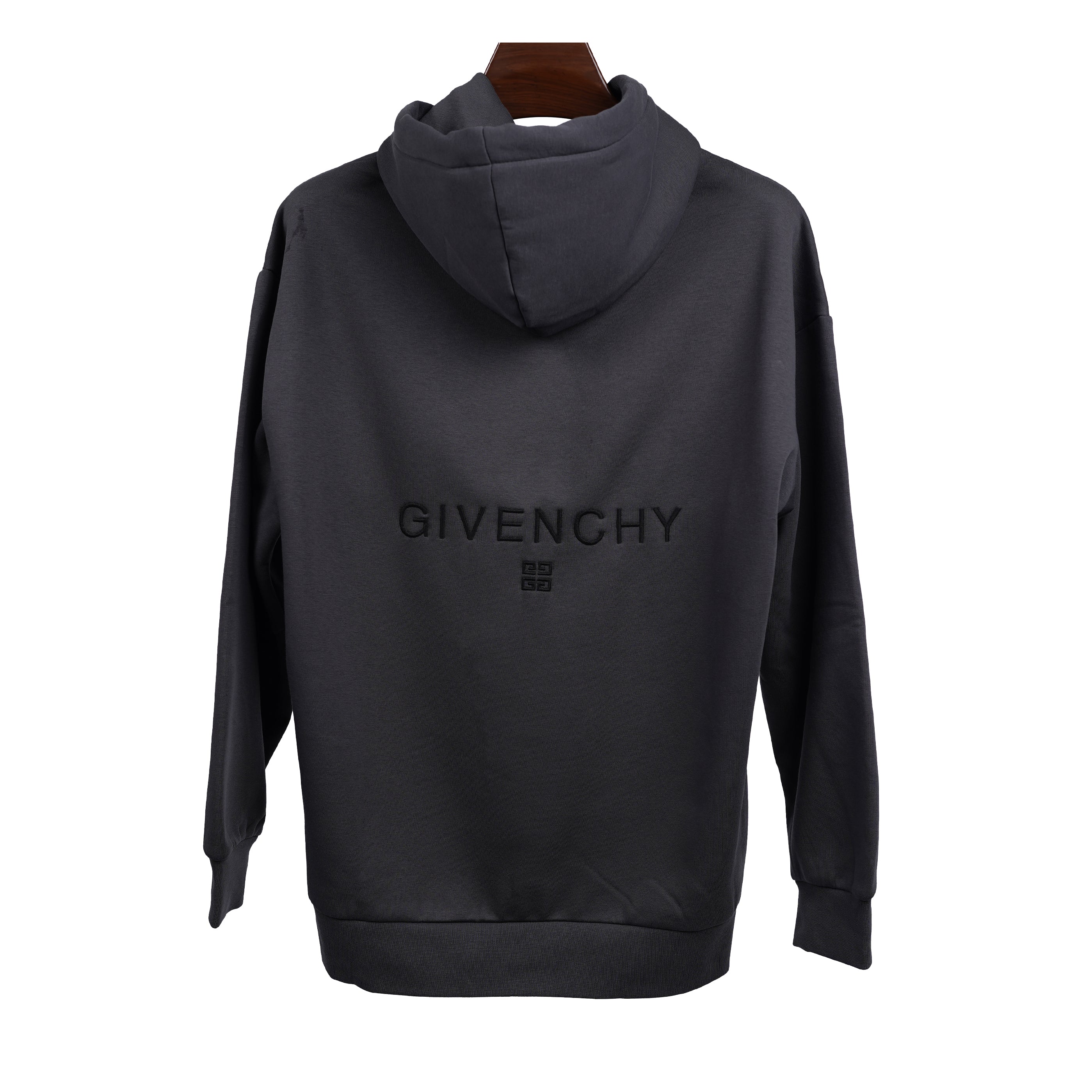 GIVENCHY