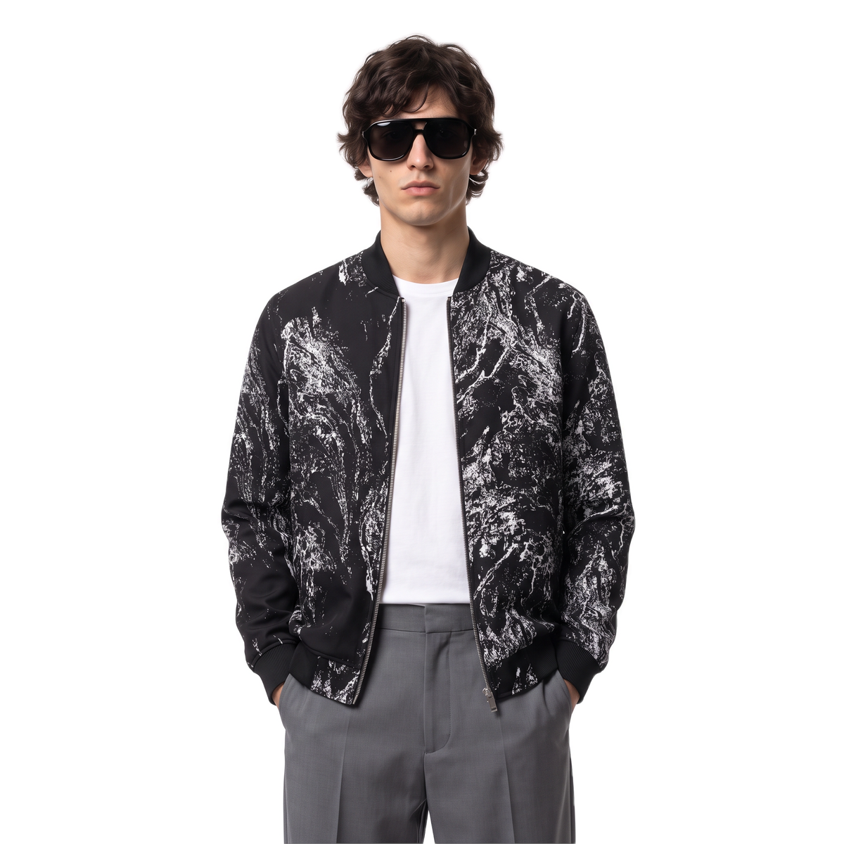 LOUIS V — model photo