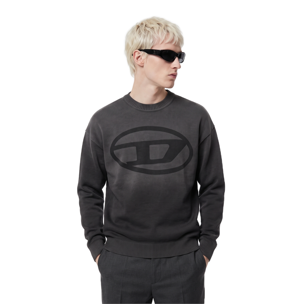 DIESEL — model photo