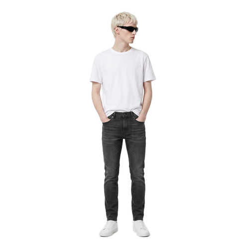American Eagle Slim-fit Jeans — model photo