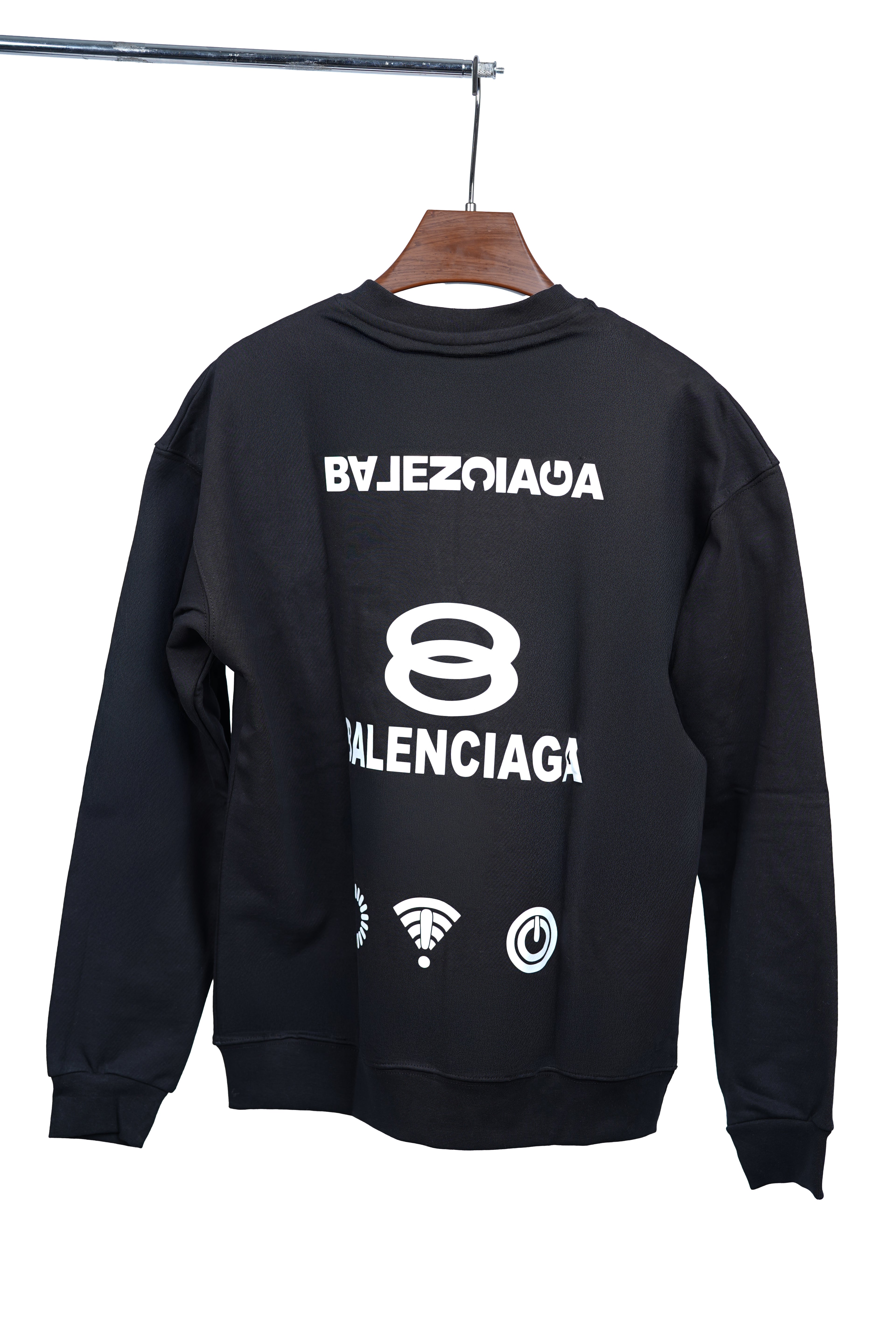 BALENCIAGA